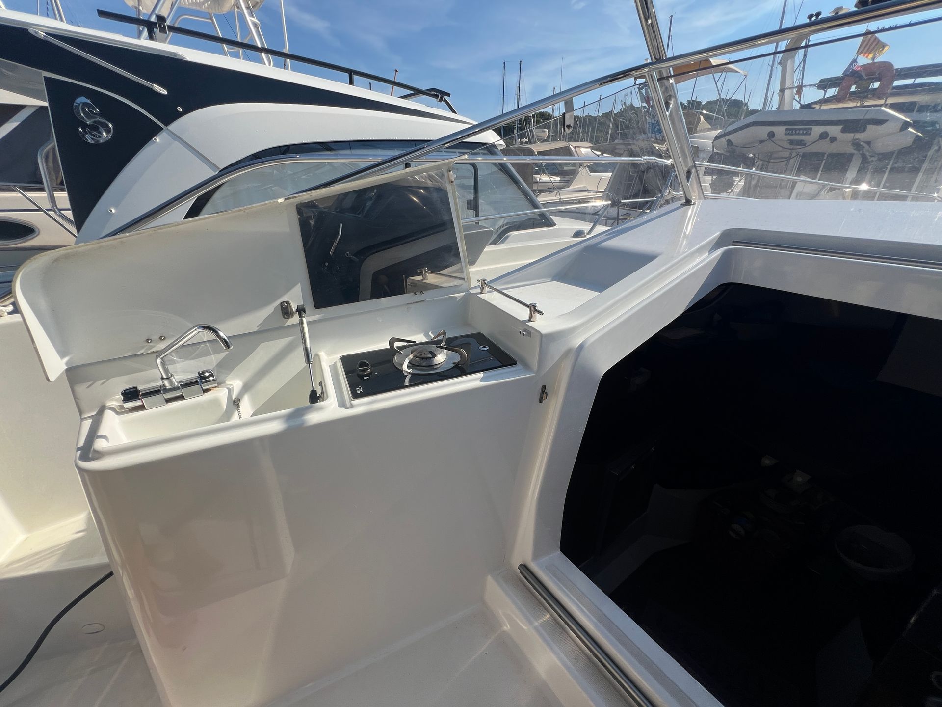 slider 5 Beneteau Flyer 8.8 SUNdeck